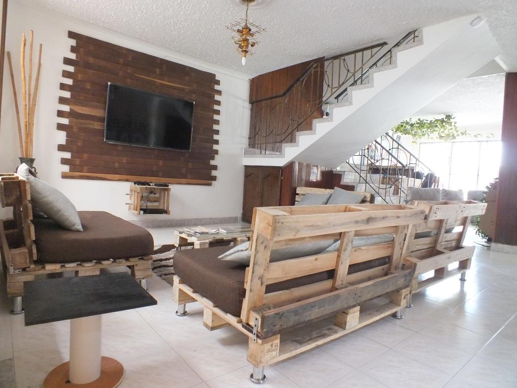Hostal Casa Paraiso Медельїн Екстер'єр фото