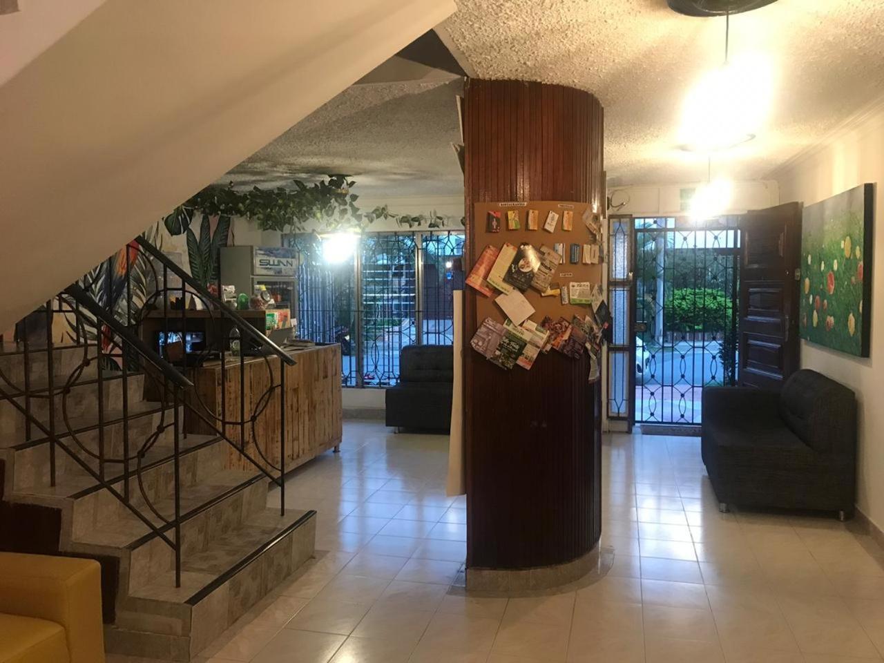 Hostal Casa Paraiso Медельїн Екстер'єр фото